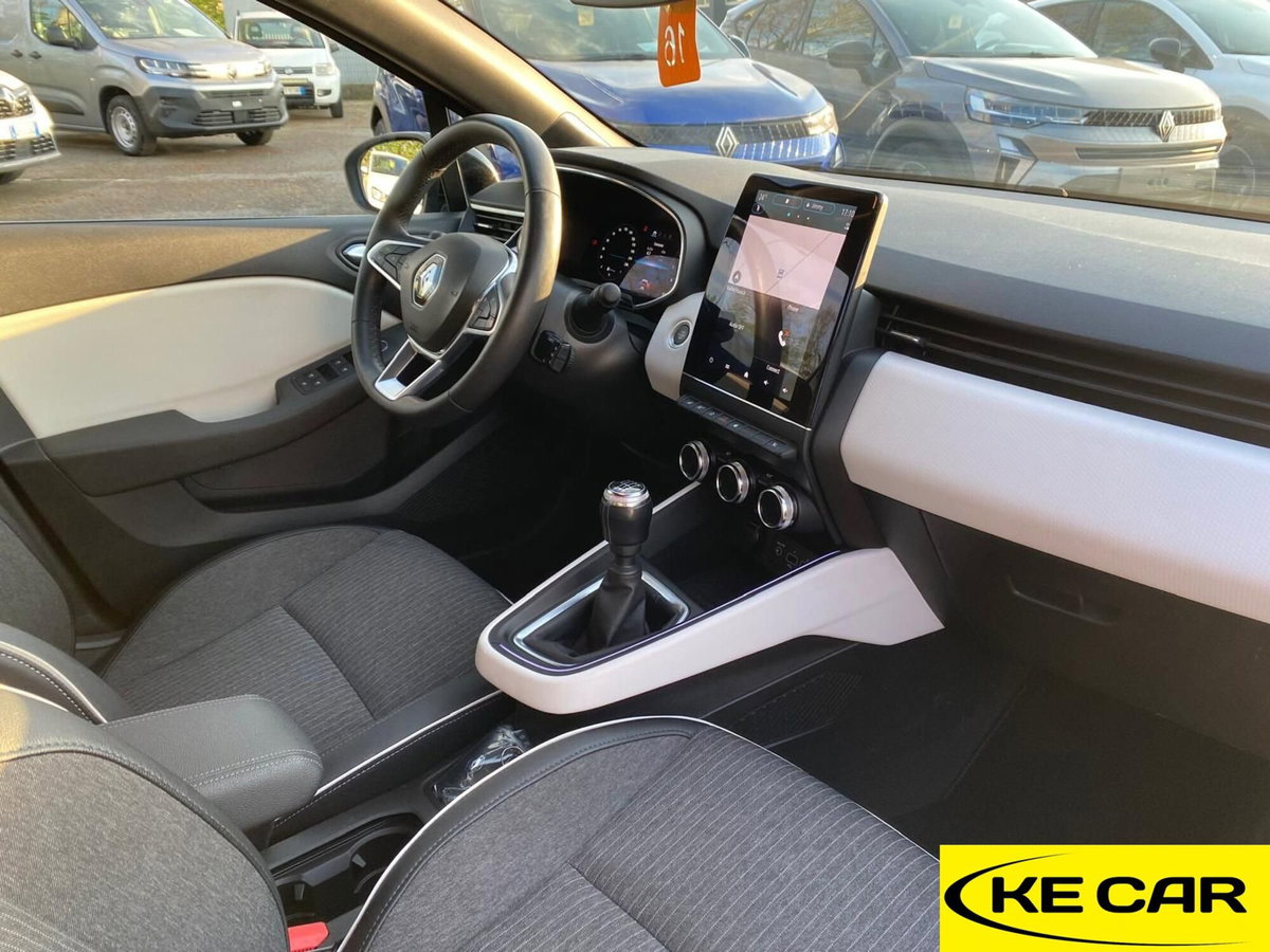 Renault Clio TCe 90 CV 5 porte Techno (11)
