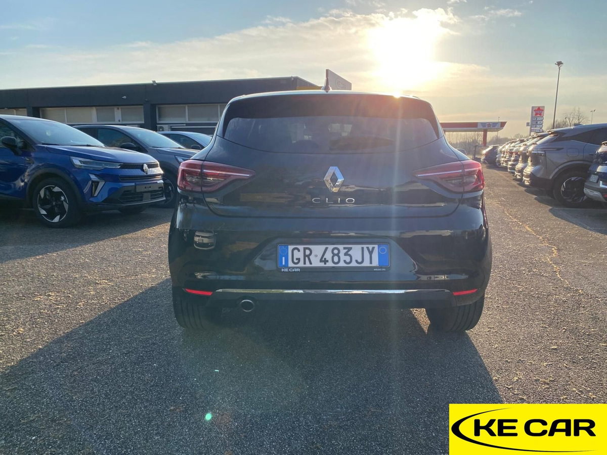 Renault Clio TCe 90 CV 5 porte Techno (6)