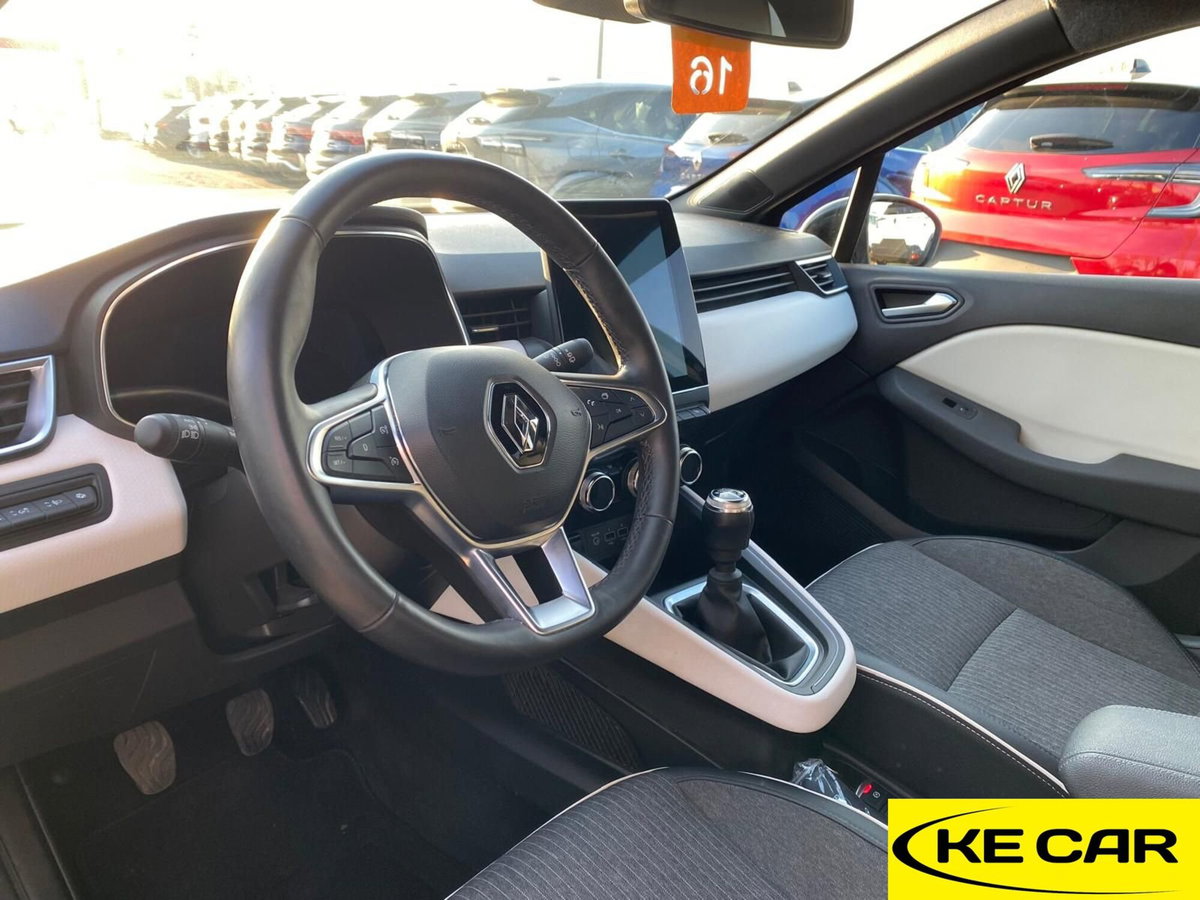 Renault Clio TCe 90 CV 5 porte Techno (8)