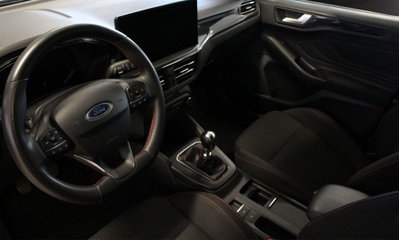 Ford Focus Station Wagon 1.0 EcoBoost Hybrid 125 CV SW ST-Line (10)