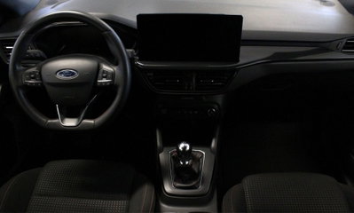 Ford Focus Station Wagon 1.0 EcoBoost Hybrid 125 CV SW ST-Line (12)