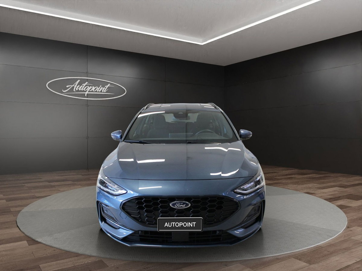 Ford Focus Station Wagon 1.0 EcoBoost Hybrid 125 CV SW ST-Line (2)