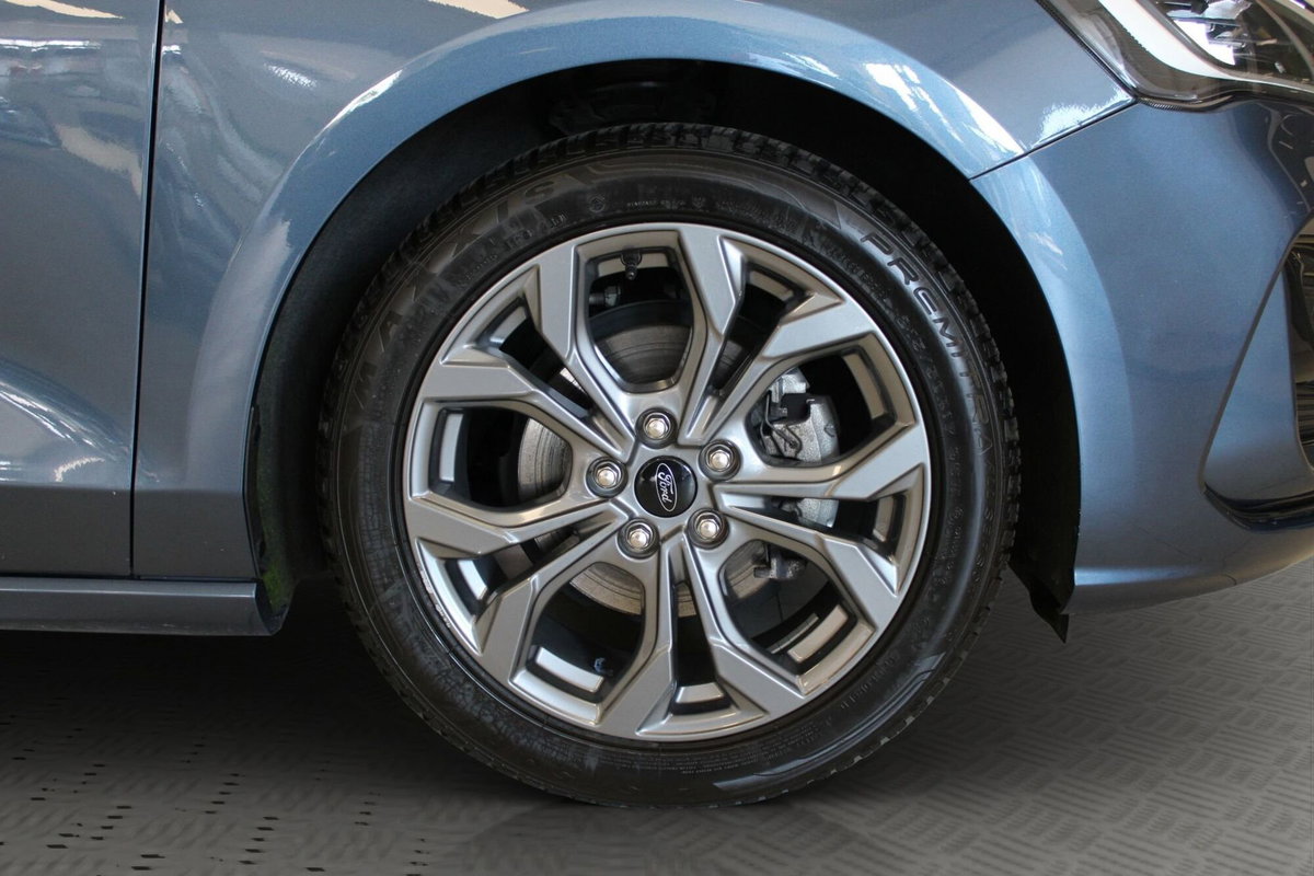 Ford Focus Station Wagon 1.0 EcoBoost Hybrid 125 CV SW ST-Line (3)