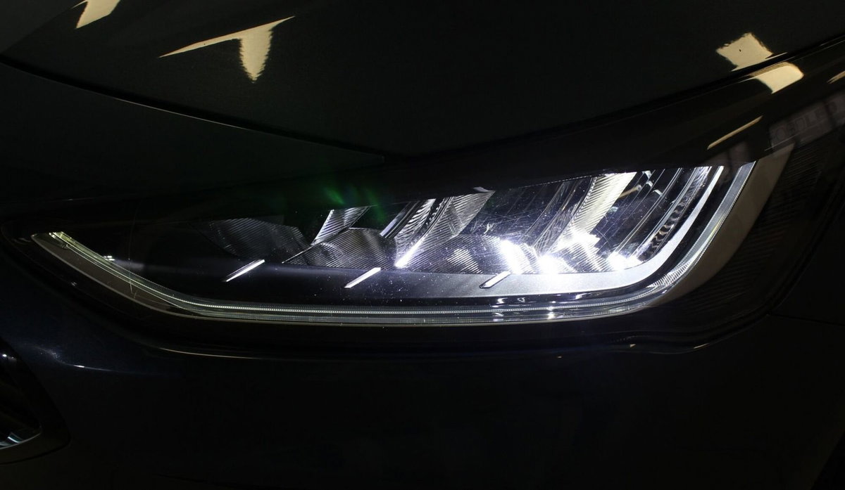 Ford Focus Station Wagon 1.0 EcoBoost Hybrid 125 CV SW ST-Line (4)