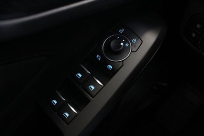 Ford Focus Station Wagon 1.0 EcoBoost Hybrid 125 CV SW ST-Line (9)
