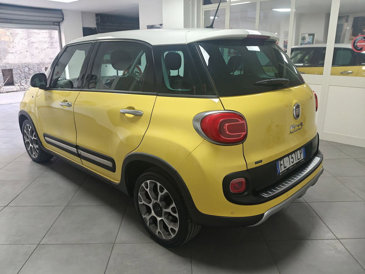 Fiat 500L 1.6 Multijet 120 CV Trekking (3)