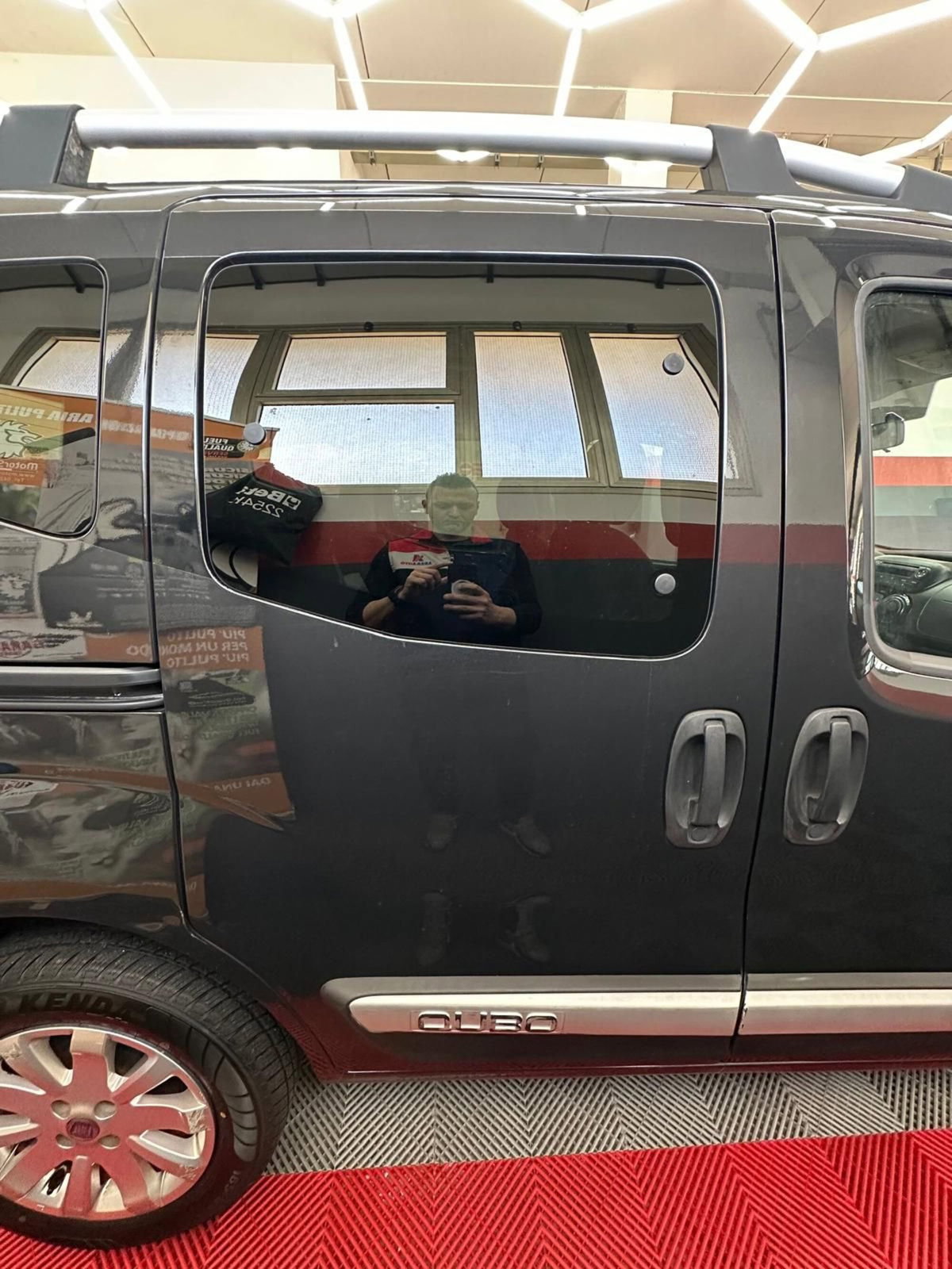 Fiat Qubo 1.3 MJT 75 CV Trekking (11)