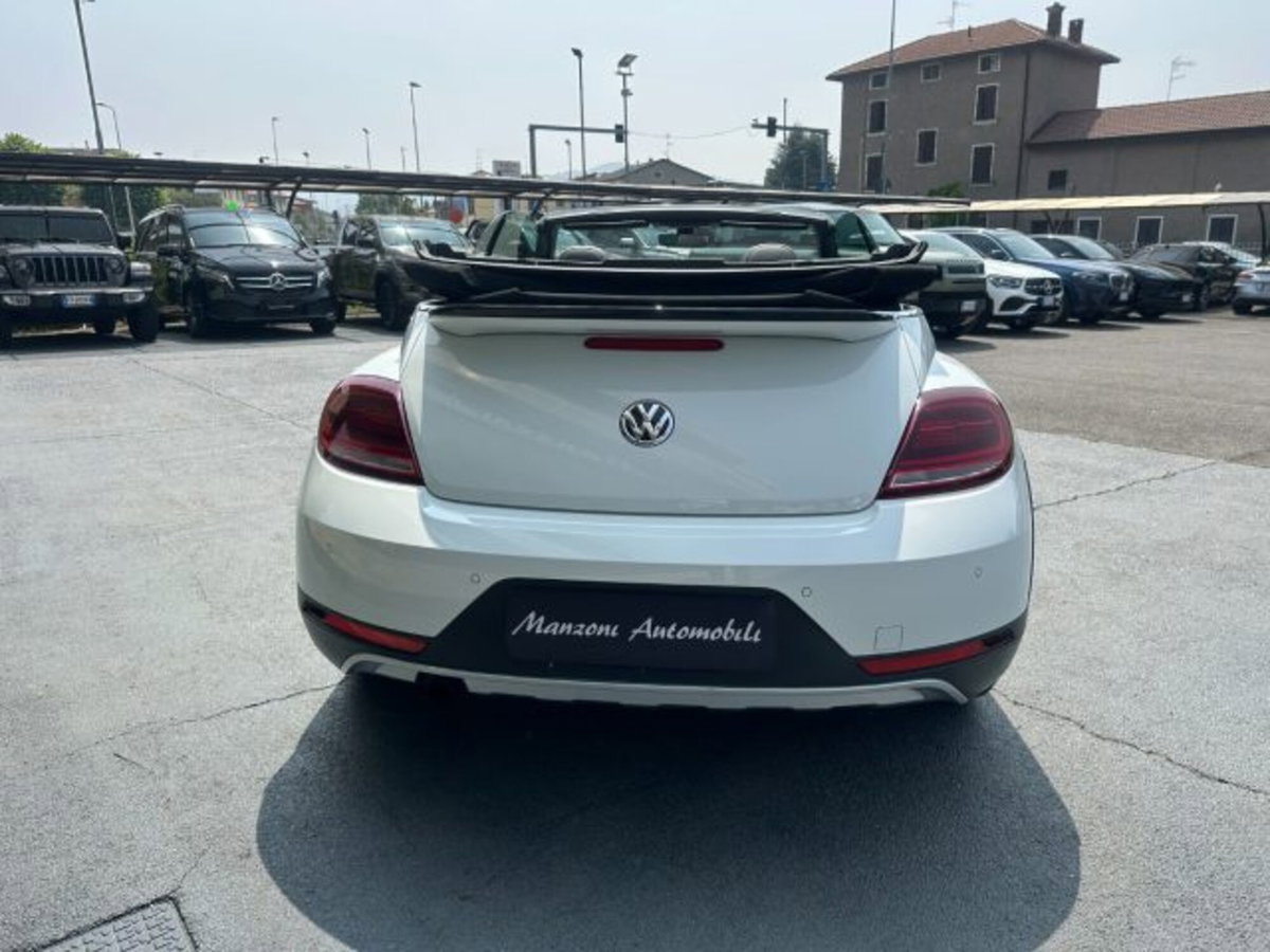 Volkswagen Maggiolino Cabrio 1.2 TSI Design (6)