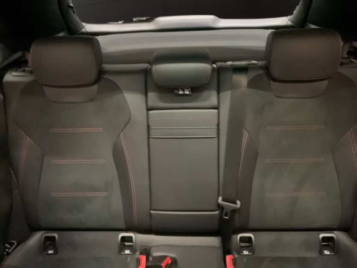 Mercedes-Benz EQA 250 Premium Pro (6)