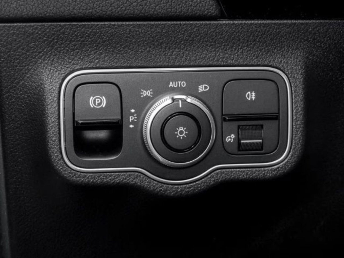 Mercedes-Benz EQA 250 Sport Plus (17)