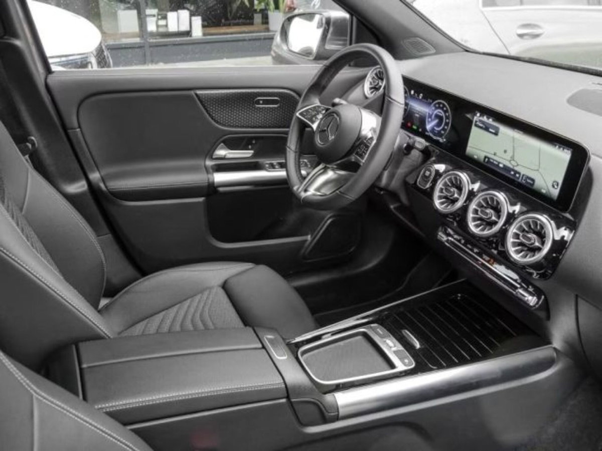 Mercedes-Benz EQA 250 Sport Plus (6)