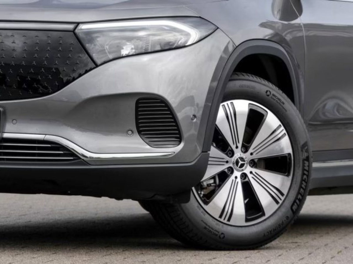 Mercedes-Benz EQA 250 Sport Plus (8)