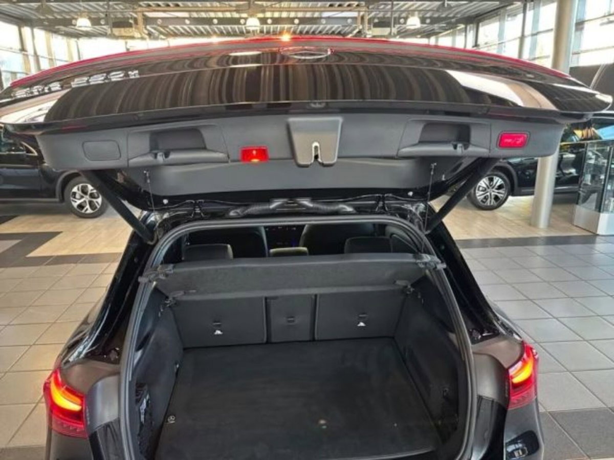 Mercedes-Benz EQA 250+ Progressive Advanced (18)