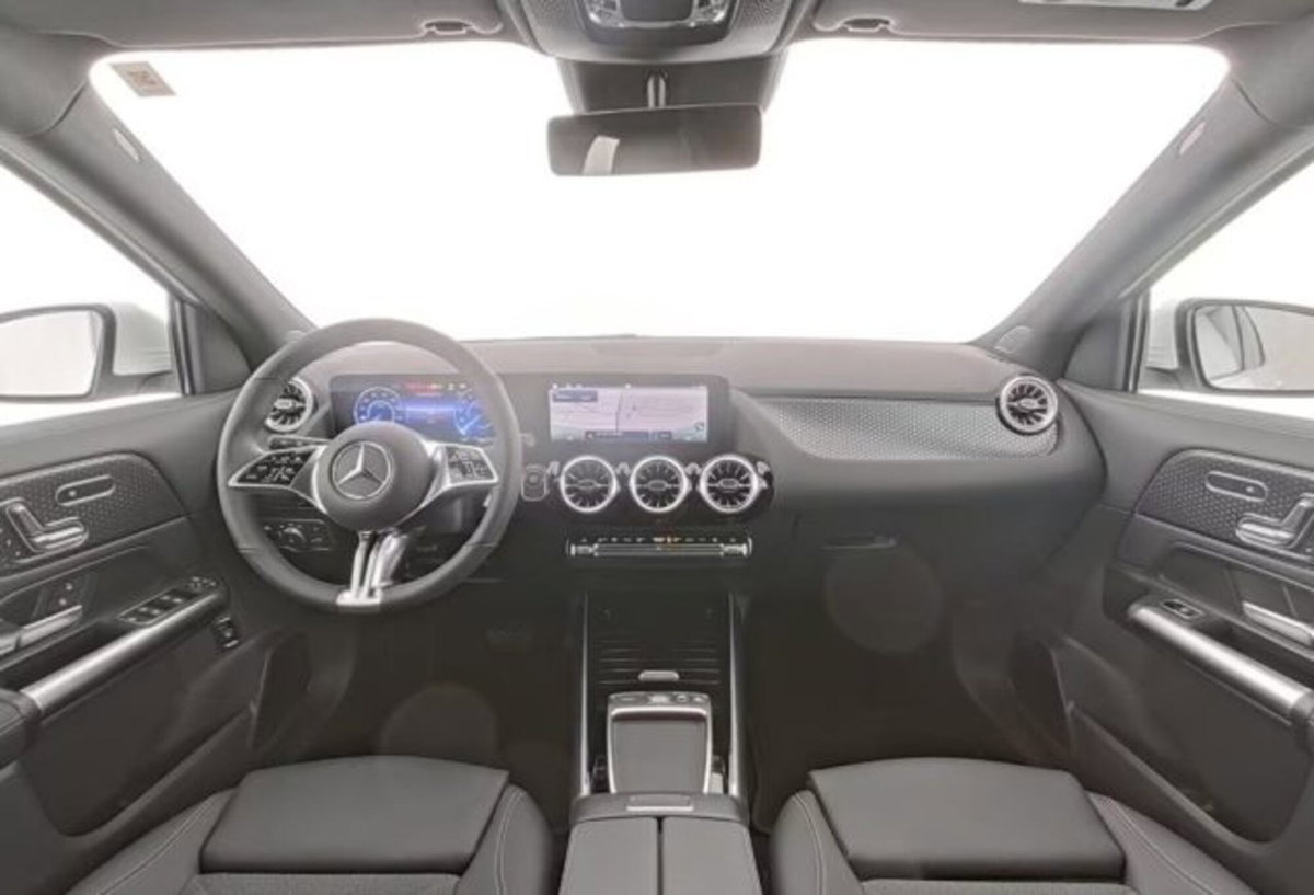 Mercedes-Benz EQA 250+ Progressive Advanced (13)