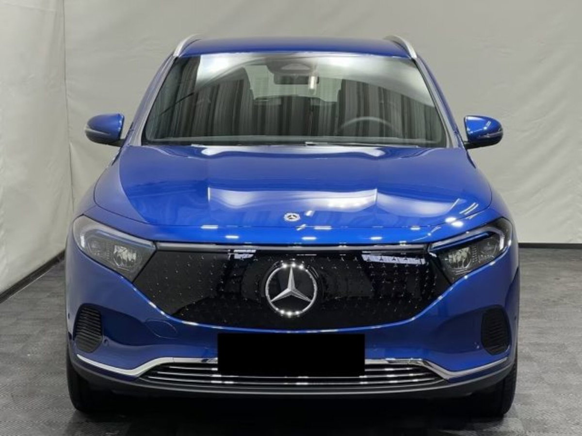 Mercedes-Benz EQA 250 Sport Plus (2)
