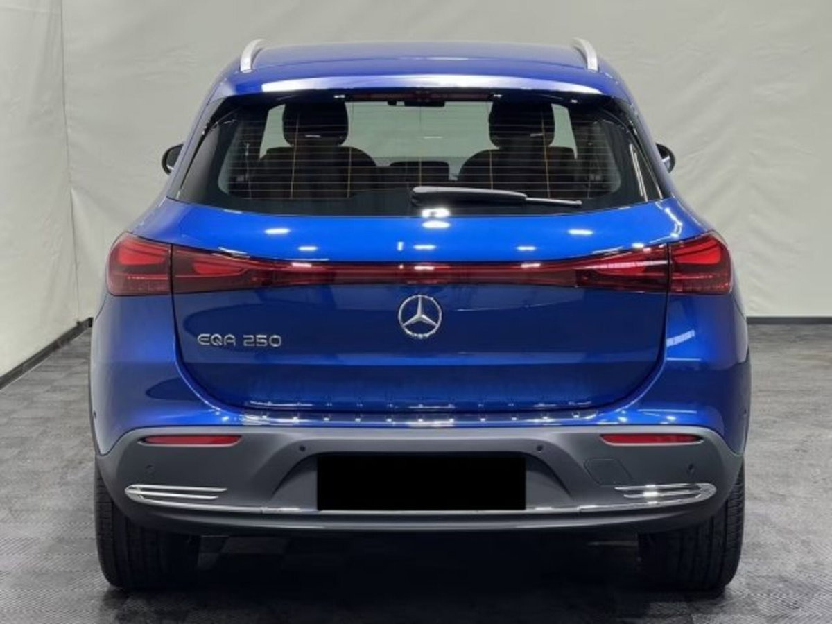 Mercedes-Benz EQA 250 Sport Plus (5)