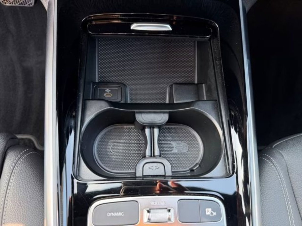Mercedes-Benz EQA 250 Sport Plus (11)