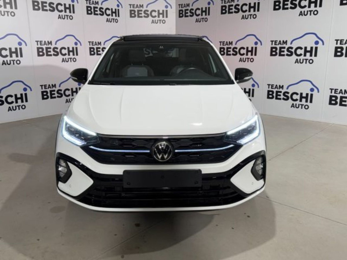 Volkswagen Taigo 1.0 tsi R-Line 115cv dsg (8)