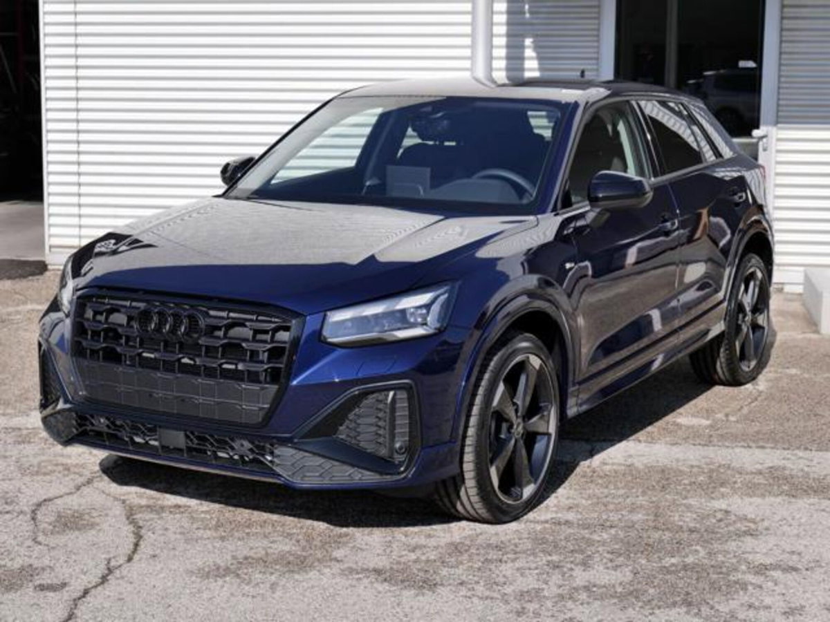 Audi Q2 35 2.0 tdi Identity Black s-tronic