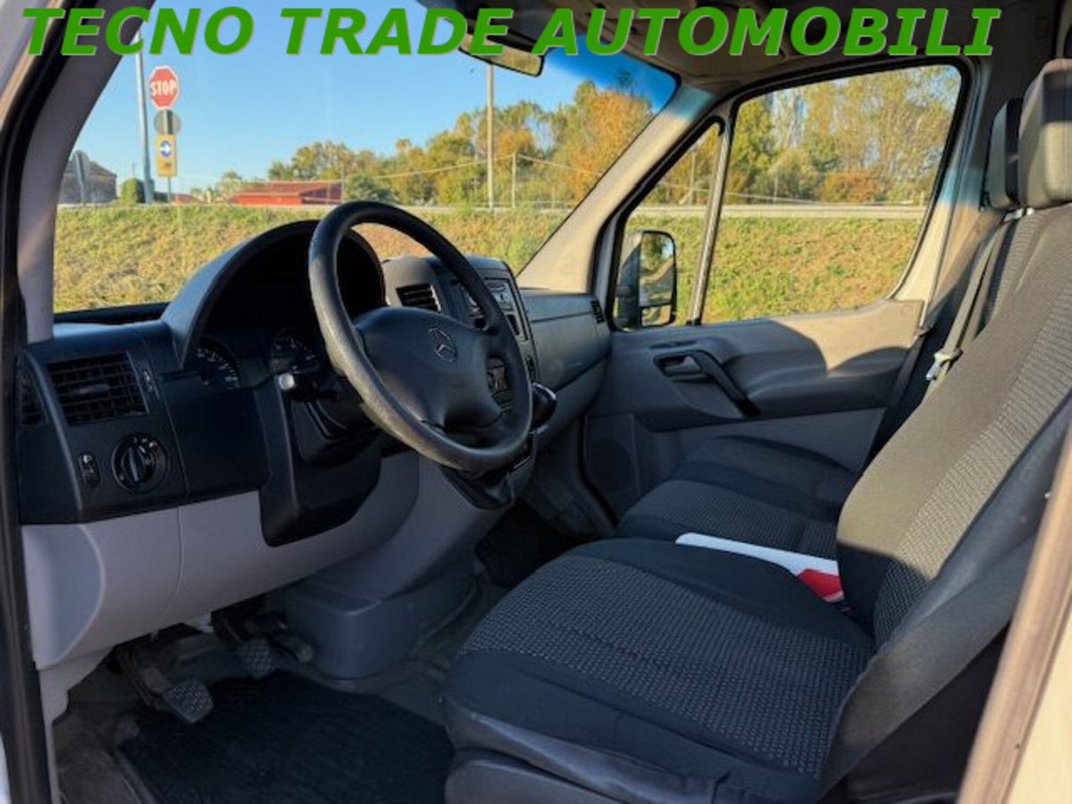 Mercedes-Benz Sprinter T43/35 418 CDI Cabinato (7)