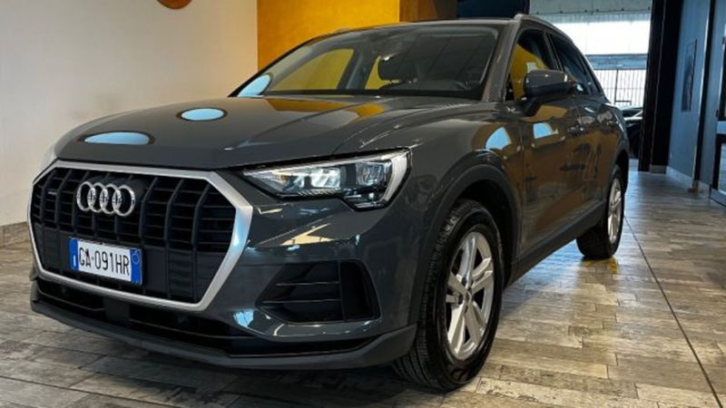 Audi Q3 35 TDI quattro Business