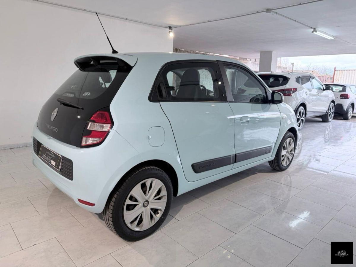 Renault Twingo 1.0 SCe Live (11)