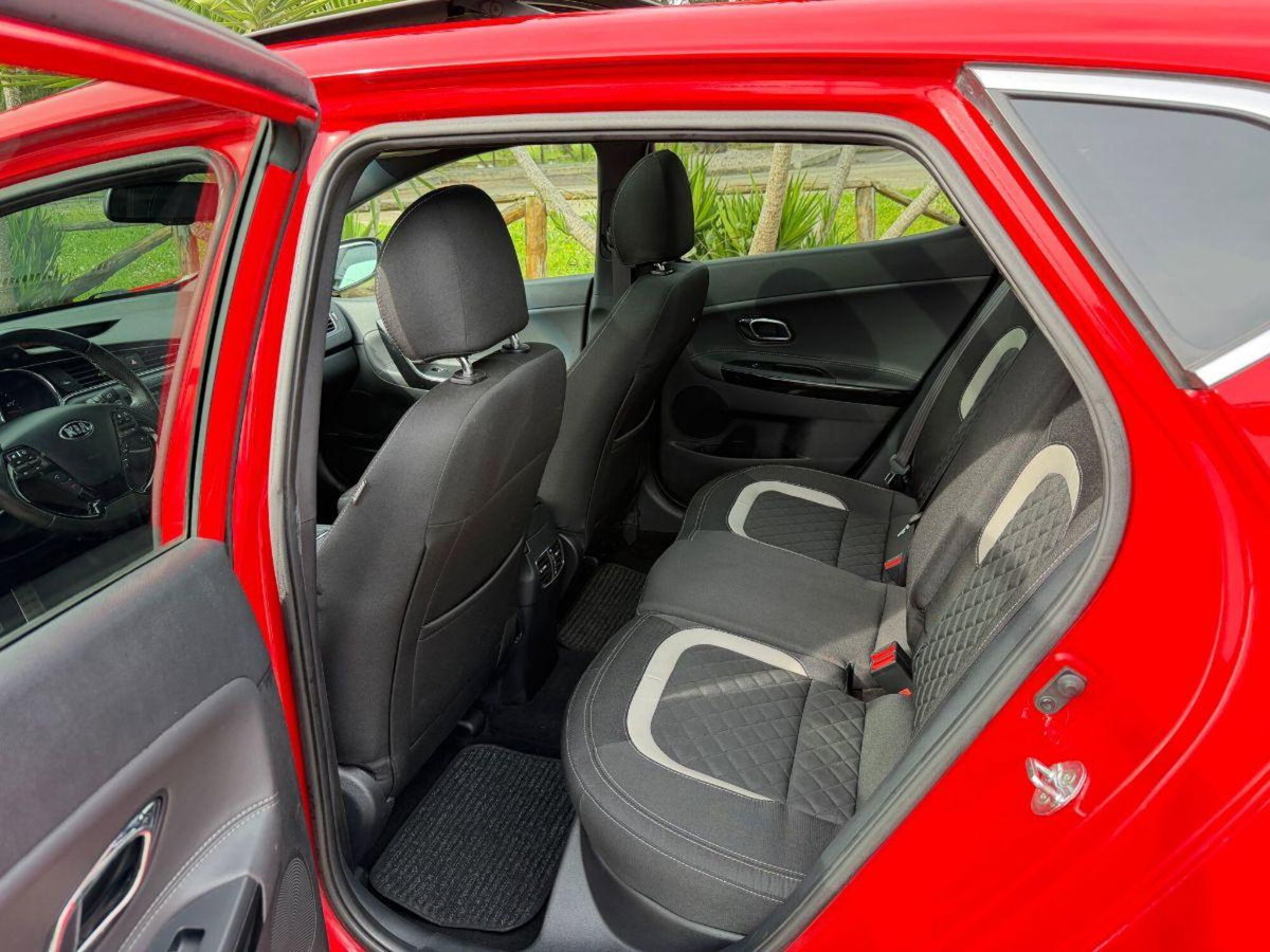 Kia cee'd 1.0 T-GDI 120 CV 5 porte EcoDynamics GT Line (10)