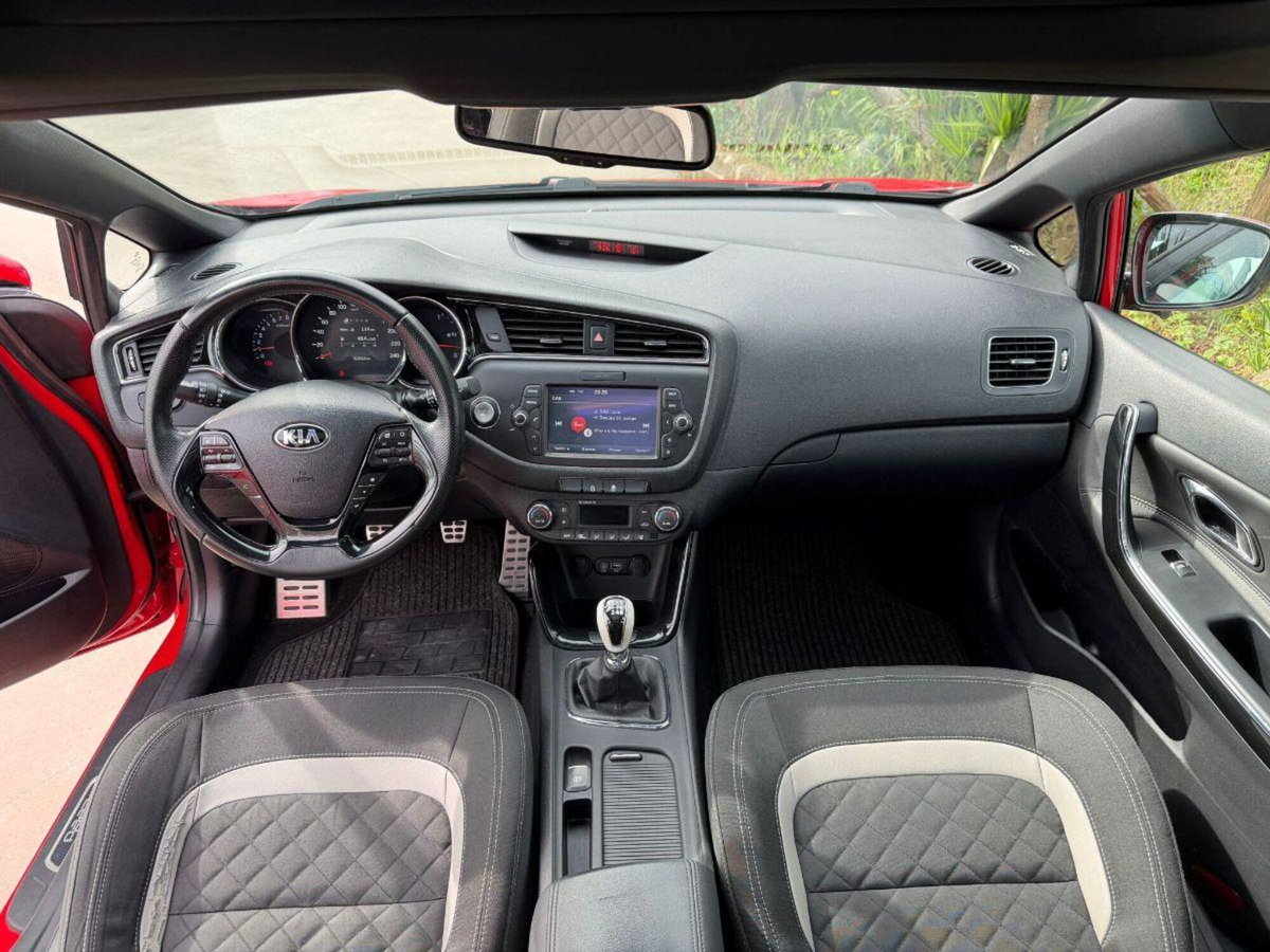 Kia cee'd 1.0 T-GDI 120 CV 5 porte EcoDynamics GT Line (8)