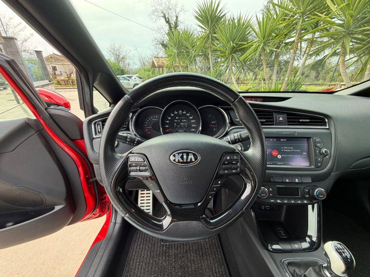Kia cee'd 1.0 T-GDI 120 CV 5 porte EcoDynamics GT Line (9)