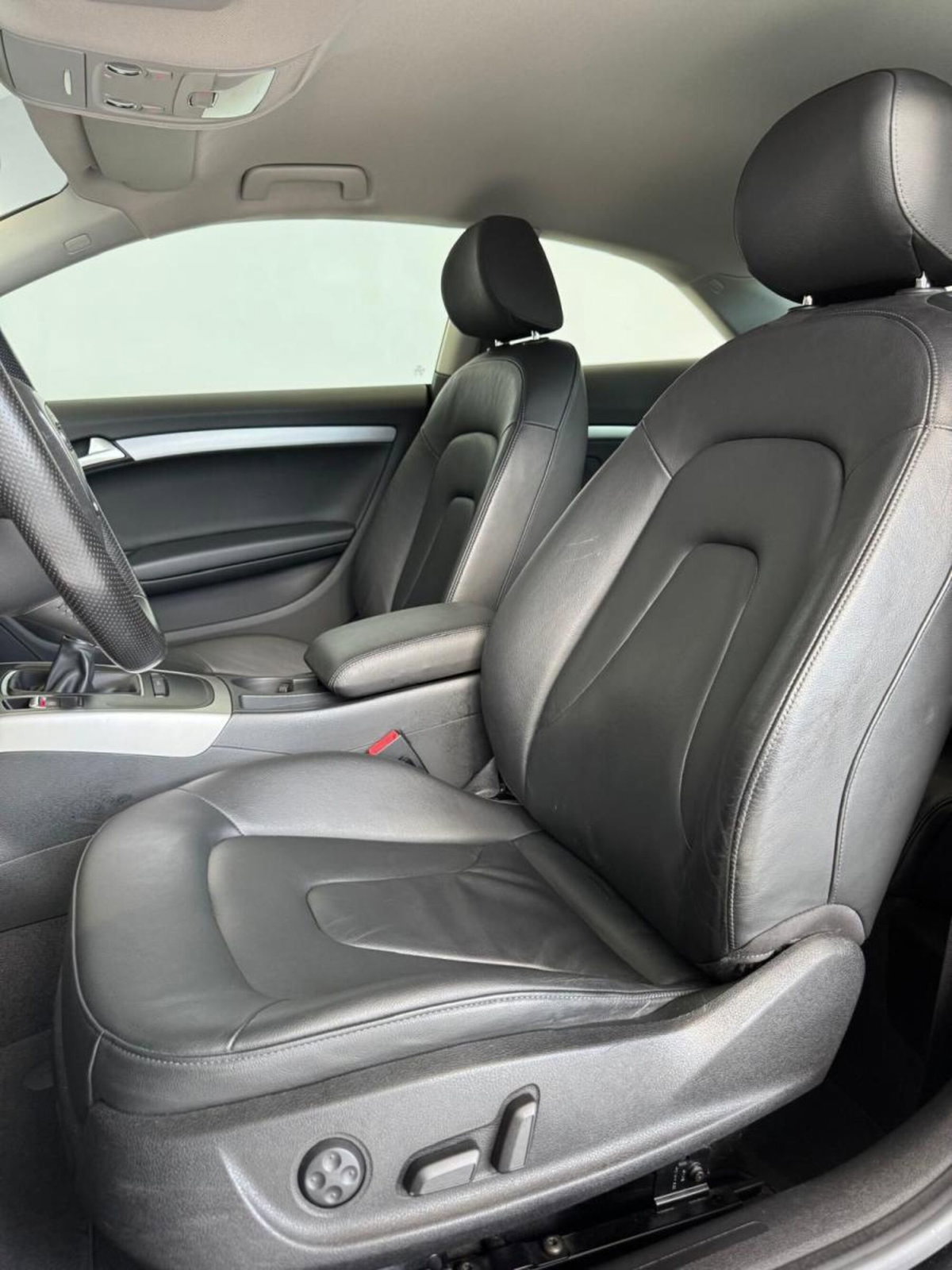 Audi A5 Coupé 2.0 TFSI 211 CV quattro (10)