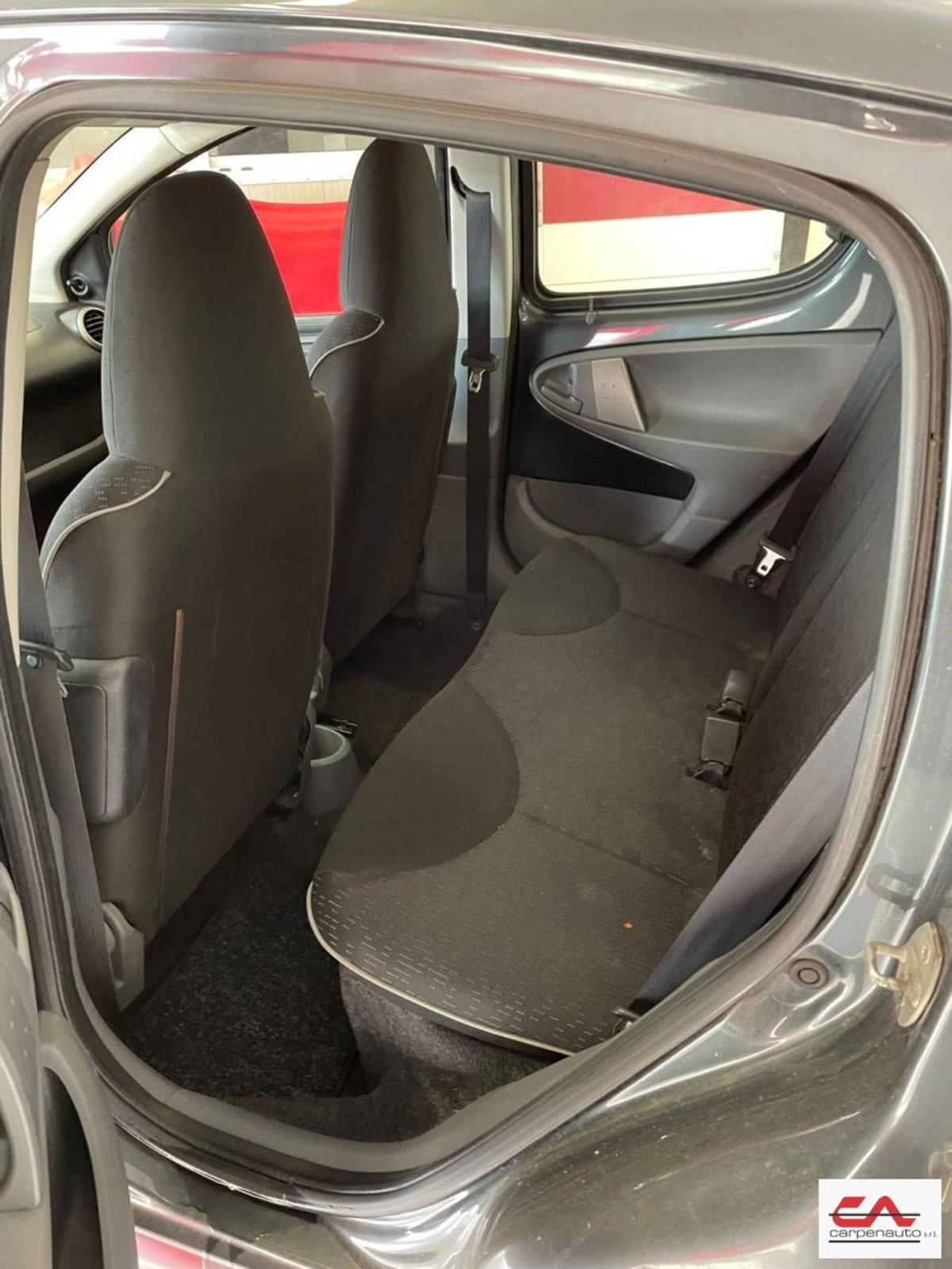Peugeot 107 68CV 5p. Desir (5)