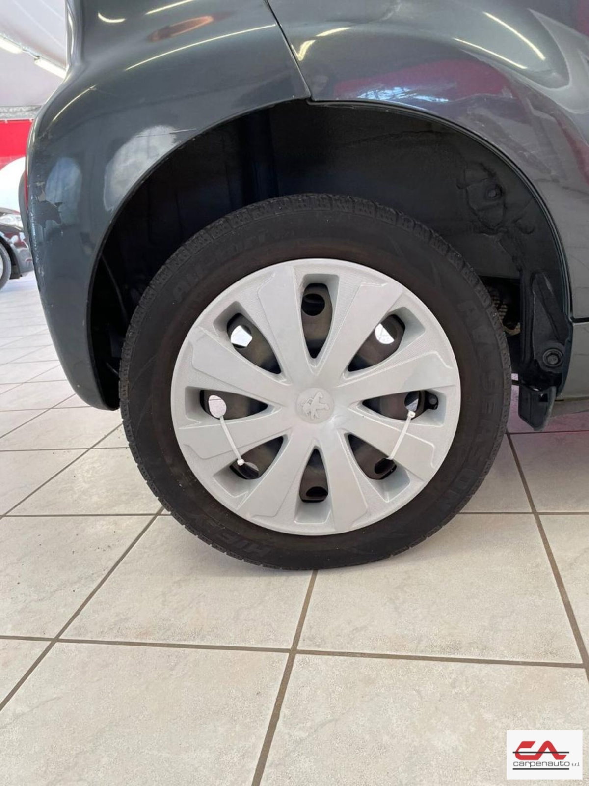 Peugeot 107 68CV 5p. Desir (8)