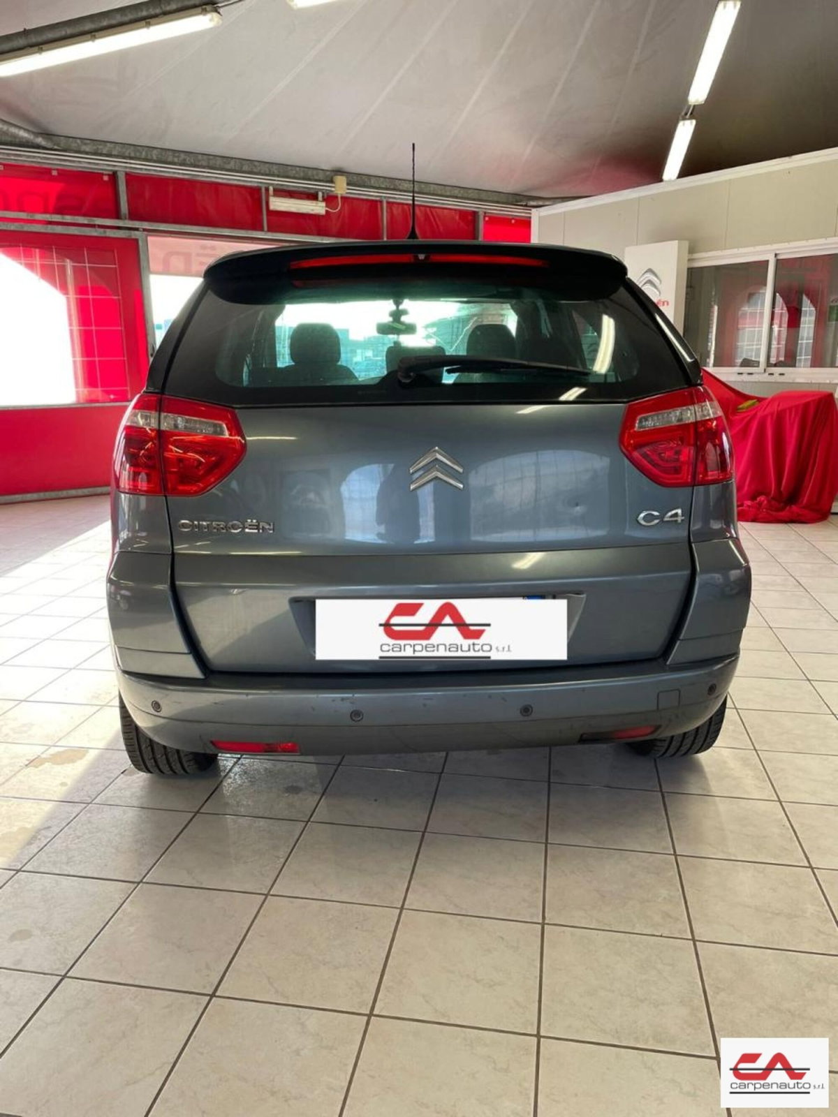 Citroen C4 Picasso 1.6 HDi 110 FAP Entry (10)