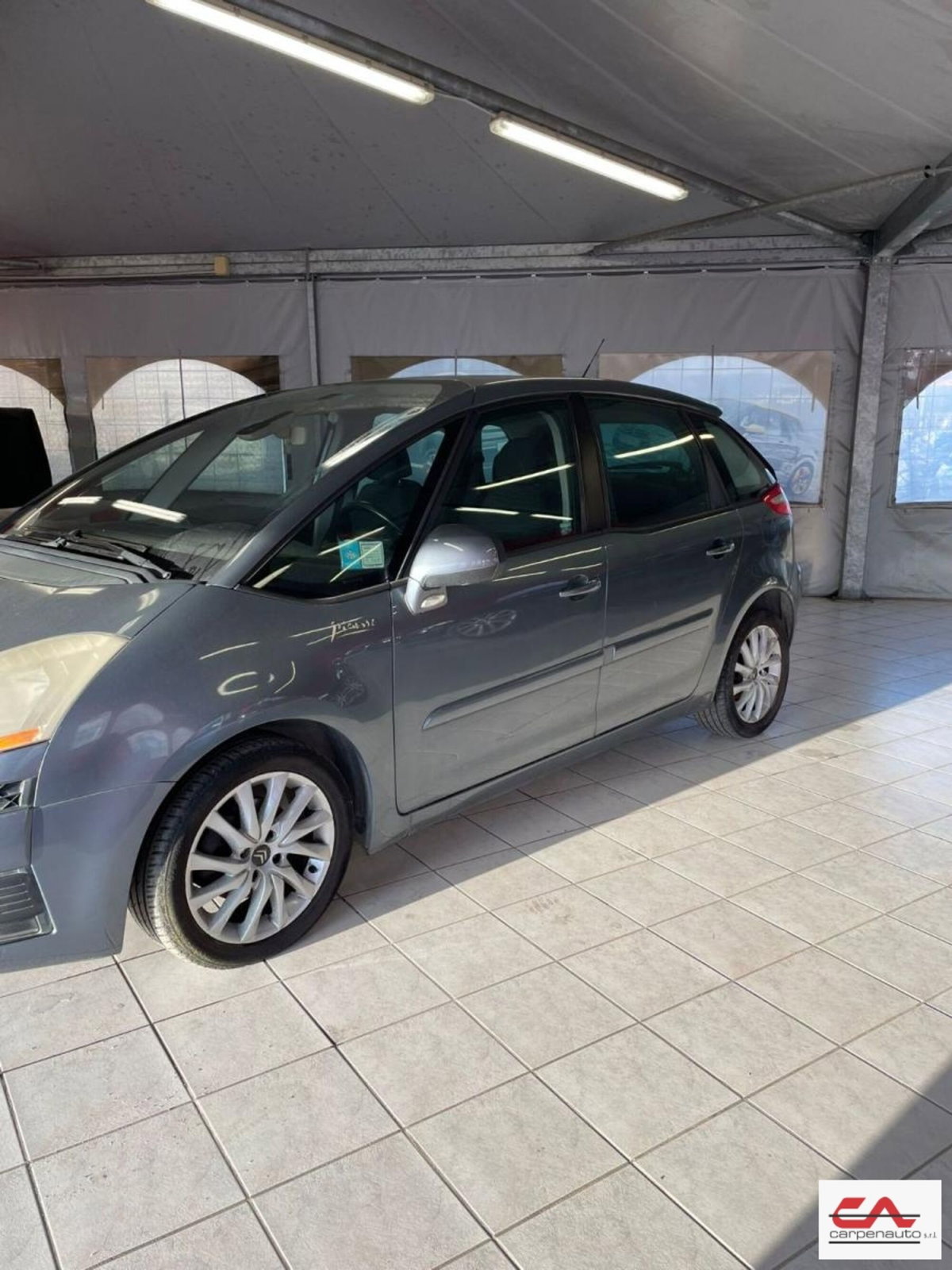 Citroen C4 Picasso 1.6 HDi 110 FAP Entry (9)