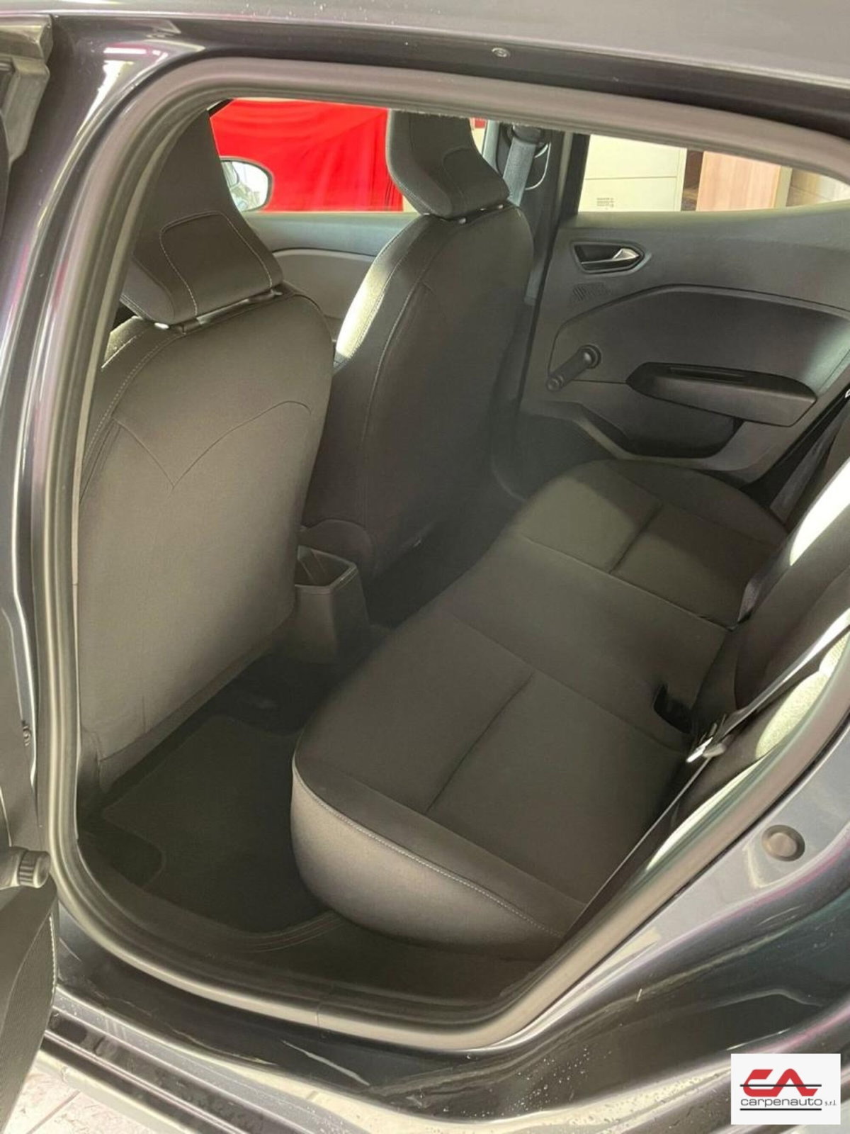 Renault Clio TCe 100 CV 5 porte Edition One (11)