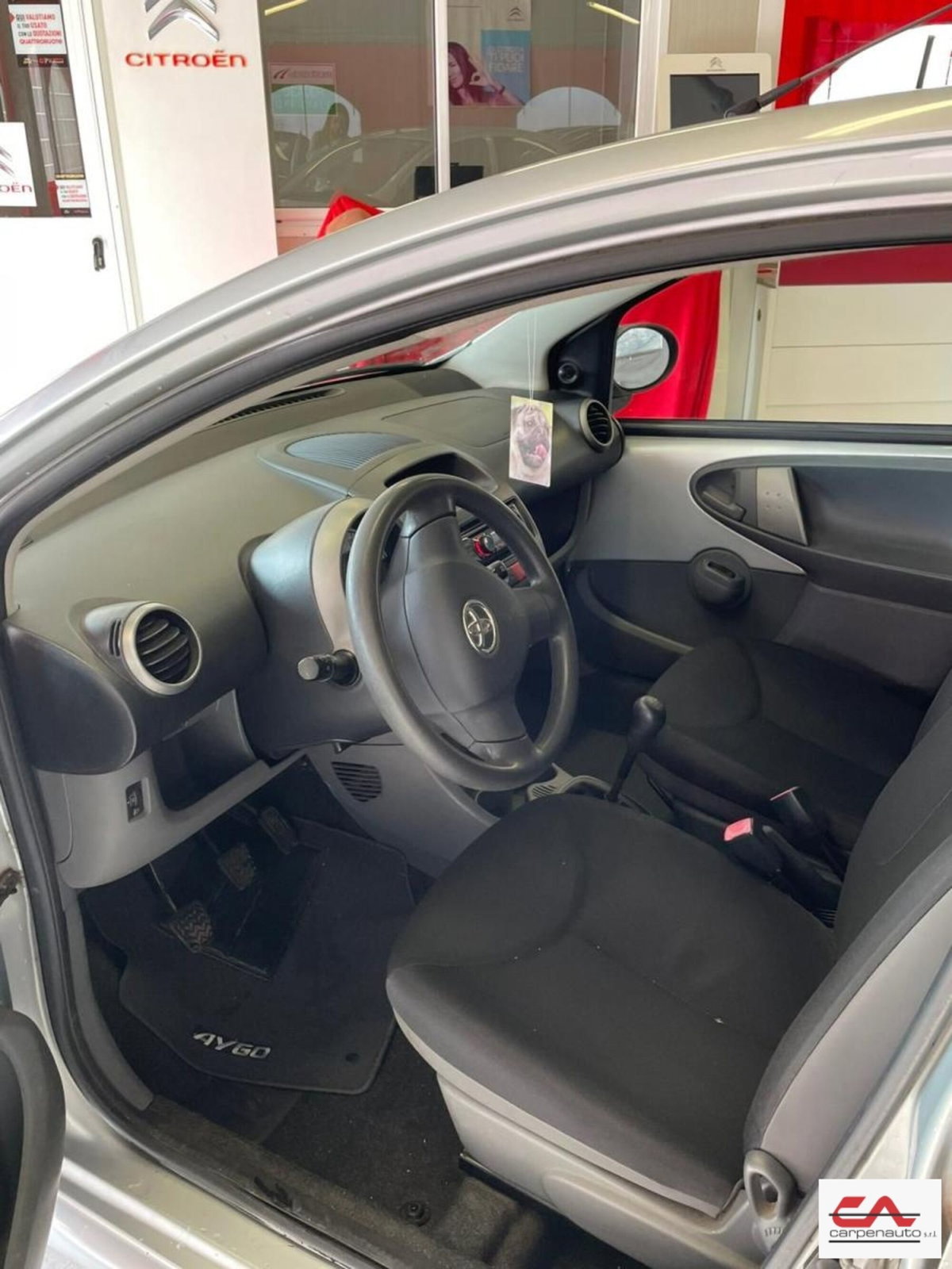 Toyota Aygo 1.0 12V VVT-i 5 porte M-MT (3)