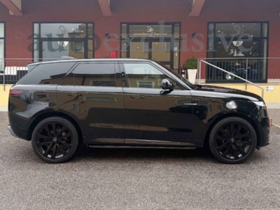 Land Rover Range Rover Sport 3.0D l6 249 CV HSE Dynamic Stealth (4)