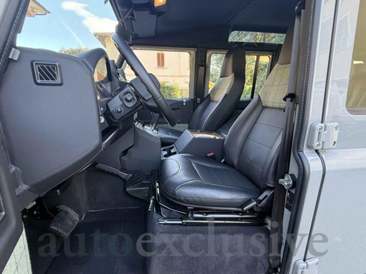 Land Rover Defender 110 5.0 V8 Carpathian Edition awd 525cv auto (10)