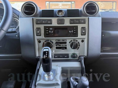 Land Rover Defender 110 5.0 V8 Carpathian Edition awd 525cv auto (12)