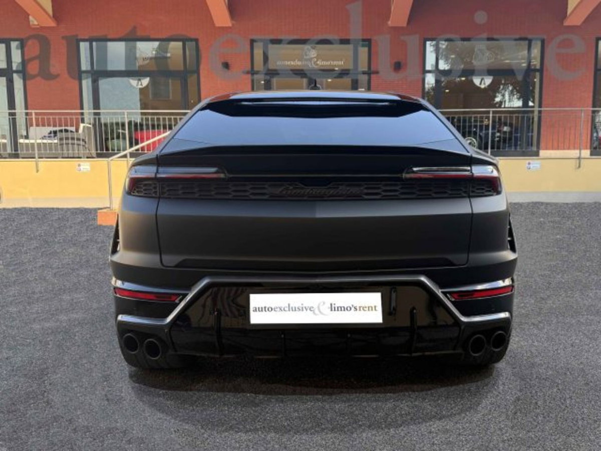 Lamborghini Urus 4.0 (5)
