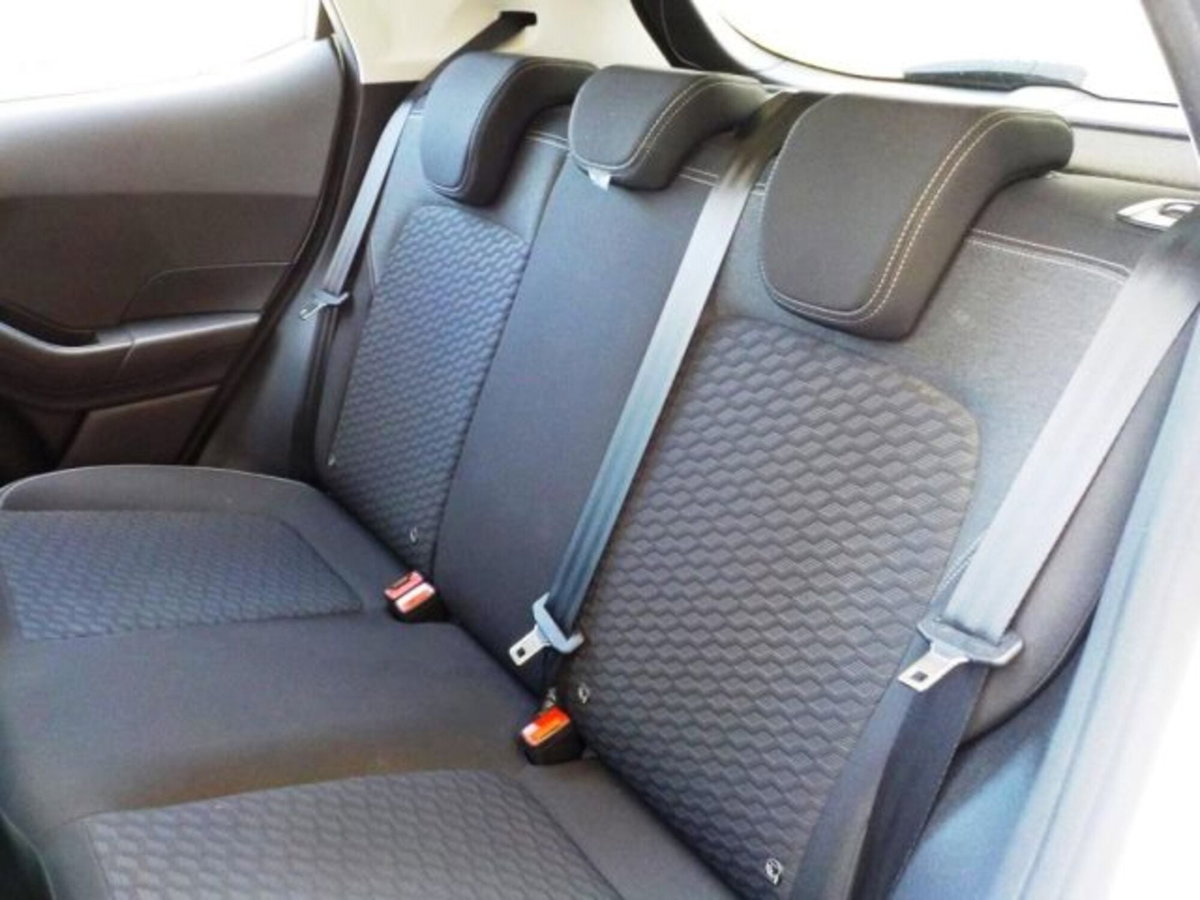 Ford Fiesta 1.1 75 CV GPL 5 porte Titanium (15)
