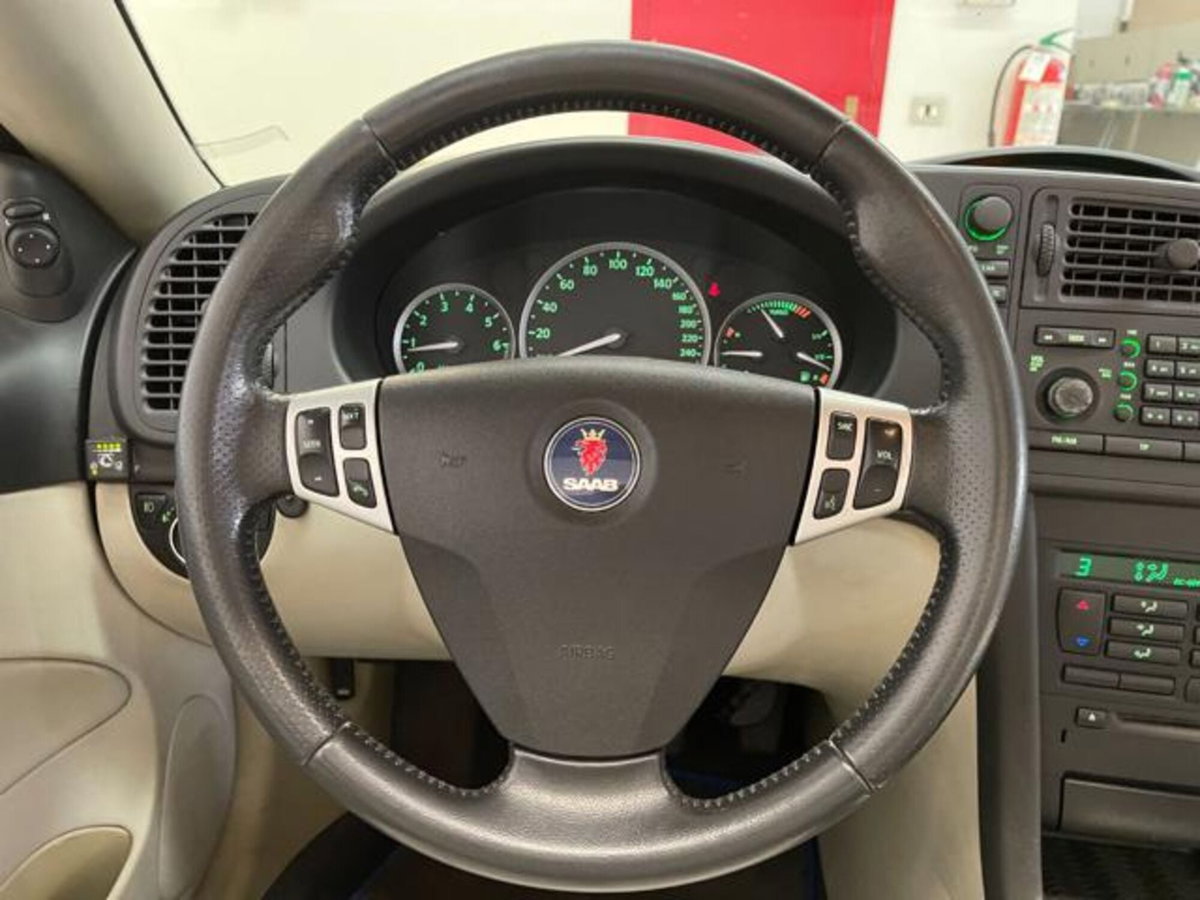 Saab 9-3 Cabrio 2.0 t Vector Edition (18)