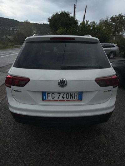 Volkswagen Tiguan 2.0 TDI SCR Business BlueMotion Technology (6)