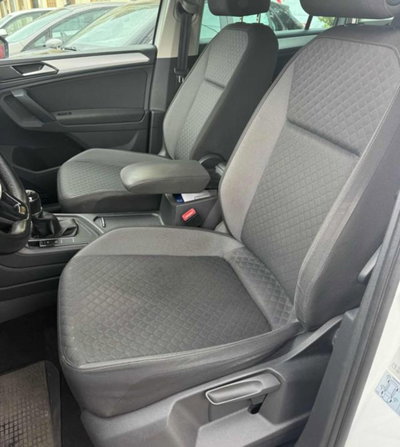 Volkswagen Tiguan 2.0 TDI SCR Business BlueMotion Technology (9)
