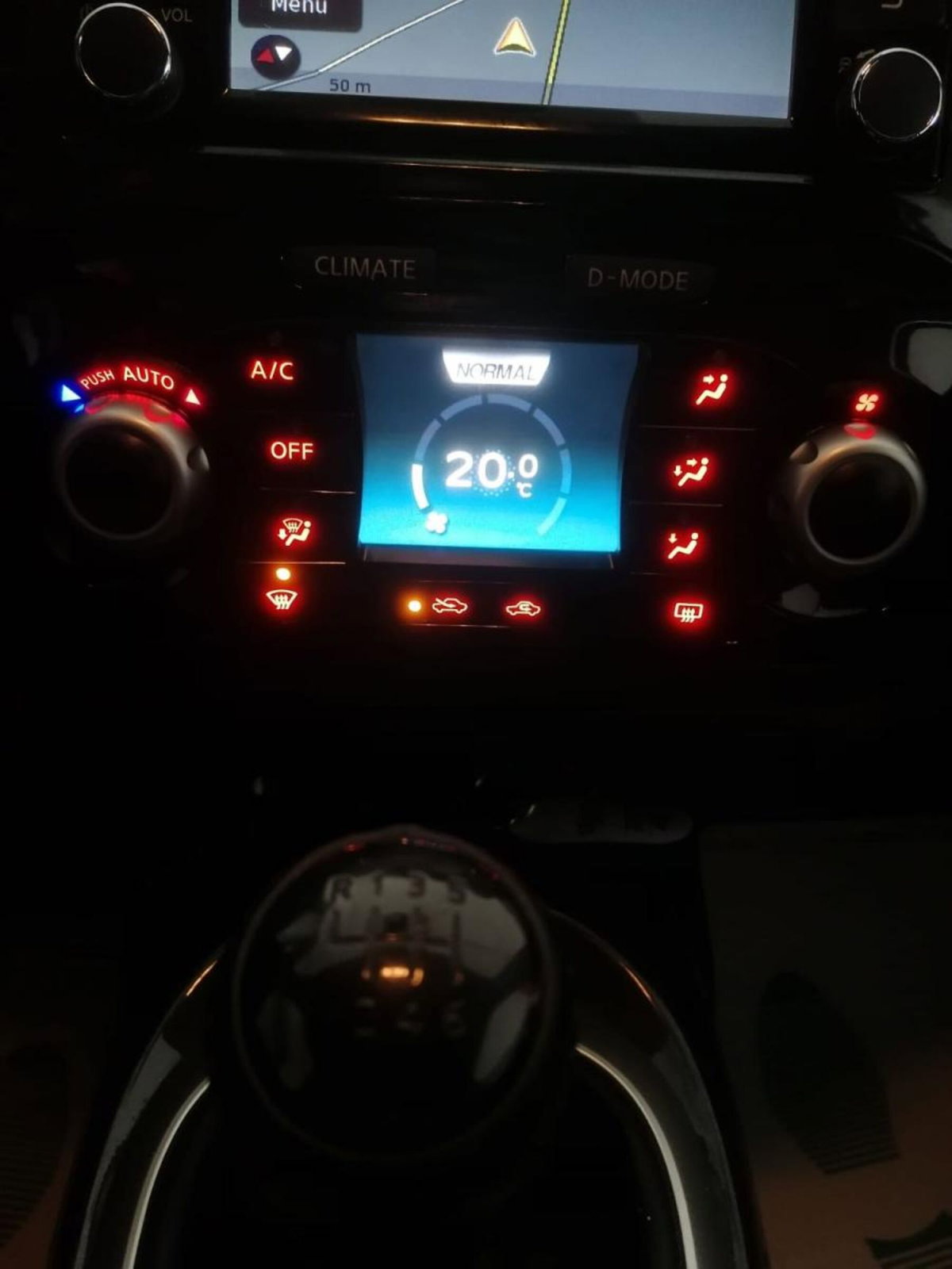 Nissan Juke 1.5 dCi Start&Stop N-Connecta (13)