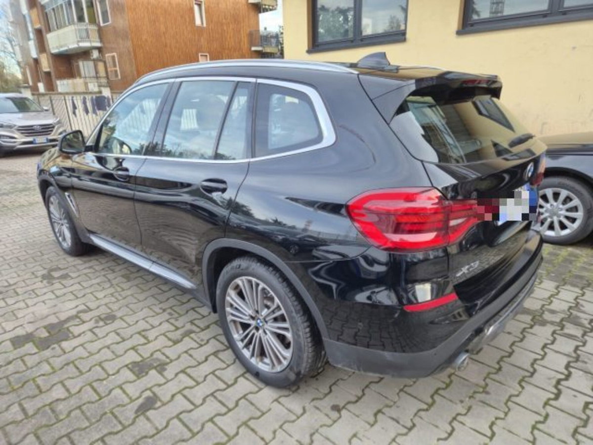 BMW X3 xDrive30d 48V Luxury (6)