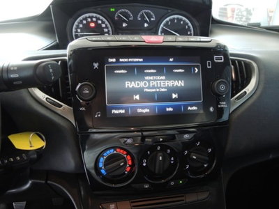 Lancia Ypsilon 1.0 FireFly 5 porte S&S Hybrid Ecochic Gold (7)