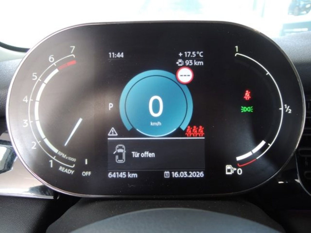 MINI Mini 1.5 Cooper Essential 5 porte (7)