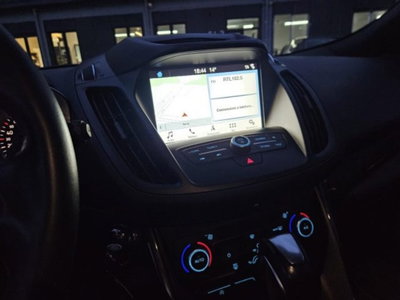 Ford Kuga 2.0 TDCI 120 CV S&S 2WD Powershift ST-Line (14)