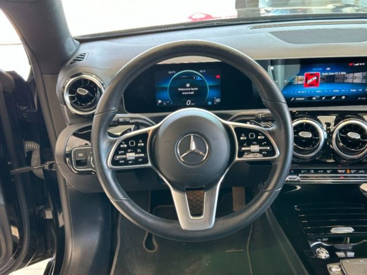 Mercedes-Benz CLA Shooting Brake 200 d Automatic 4Matic Shooting Brake Sport (10)